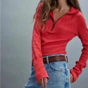 We The Free People Top Women Red Ribbed Knit Crop Pullover 1/2 Zip Thumb Holes L